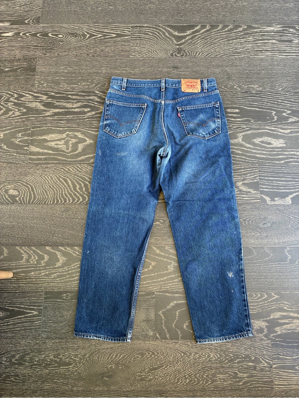 Vintage 2002 Levi's 550 Relaxed Fit Jeans - Picture 9 of 10